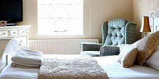 Unbranded Overnight Break at String of Horses Inn with