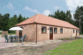 Unbranded Owlett Cottage