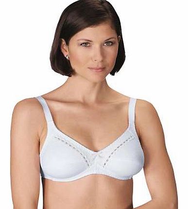 A lovely soft bra with a fine pinstripe design. Two-section cups with a panel on the décolleté and decorative edging, and wide straps that are adjustable at the back.Bra Features: Hand wash 100% Cotton