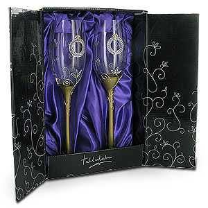 Unbranded Pair of Hand Finished Engagement Champagne Flutes
