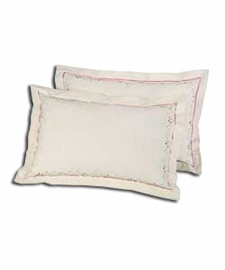 Pair of Lilac Ellen Oxford Pillowcases.