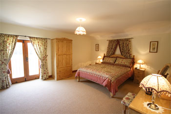 Unbranded Pantiles Barn