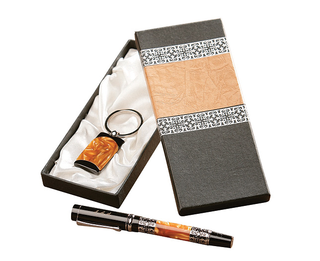 Unbranded Pen and Keyring, Plain