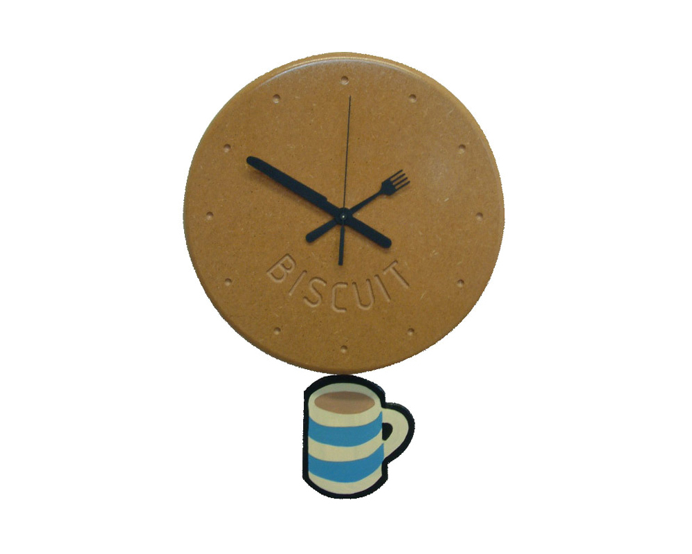 A funky clock with a fifties feel, these look great in any kitchen, bedroom or hallway . The clocks 