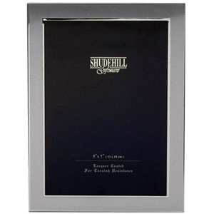 This very simple but extremly effective Plain Satin Silver 5 x 7 Photo Frame is a great gift for you