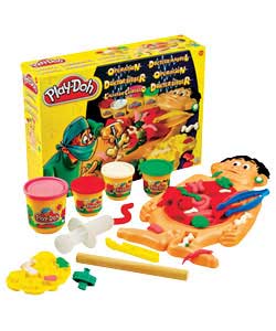 2 classic Playdoh playsets in this great twin pack. Prepare your patient for surgery by squeezing
