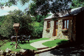 Unbranded Pond Cottage