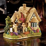 Pretty As A Picture Ornament