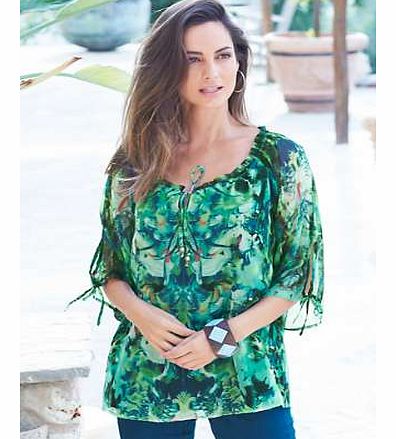 A great casual piece to take you through the seasons, this body lined chiffon top features gathered neckline with tie fastening and keyhole detail. Complete with three-quarter length sleeves, tie fastening and split detail.Top Features: Washable 100%