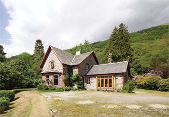 Unbranded Ptarmigan Lodge