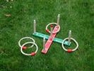 Unbranded Quoits: 45cm square base, Quoits 20cm diameter - Red and Green