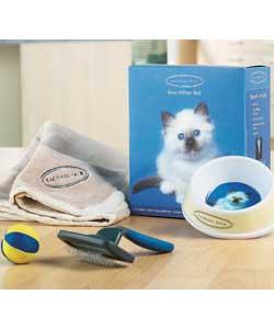 Help your new kitten feel at home with this lovely kitten set.This set contains a super-soft