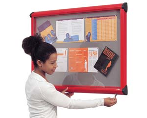 Unbranded RAF shield showcase