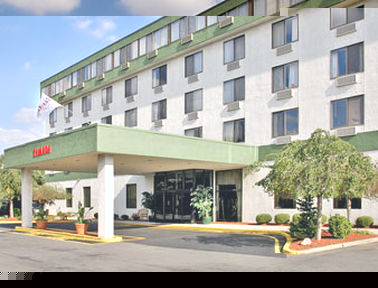 Unbranded Ramada Inn - Somerset