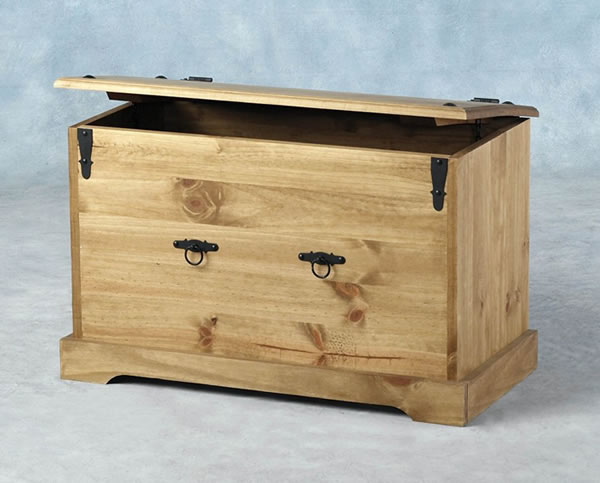 Ramona blanket/toy box