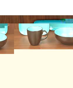 4 place settings.Set includes 4 dinner plates, 4 side plates, 4 bowls and 4 mugs.Size of dinner plat