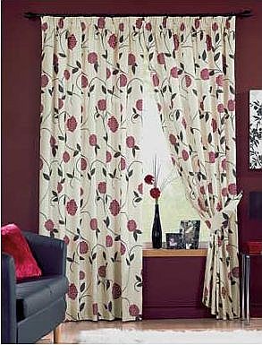 Large all over red floral pattern on cream background Made from 60% cotton and 40% polyester. Lining fabric: 48% cotton. 52% and polyester. Depth of header tape: 3 inches. Size 168cm (66 inches) wide by 183cm (72 inches) drop. Machine washable at 40?
