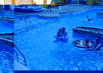 Unbranded Redcliff 6 Holiday Park