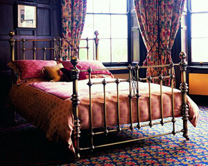 Relyon- Iona Classic- 6FT Super Kingsize- Hand Polished Bedstead