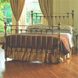 Relyon- Wellington Classic- 4FT 6" Double- Hand Polished Bedstead