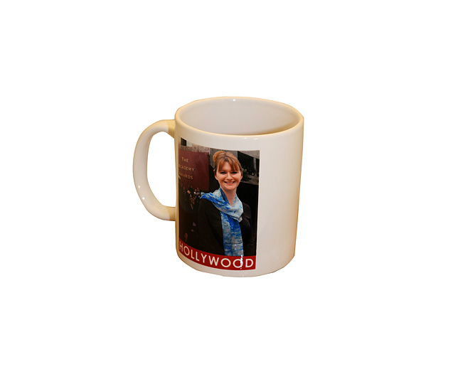 Unbranded Remember When - Mug Hollywood