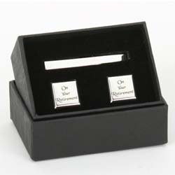 Unbranded Retirement Cufflinks and Tie Pin