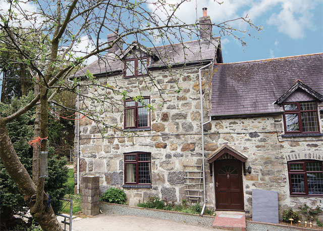 Unbranded Rhiwlas Cottage