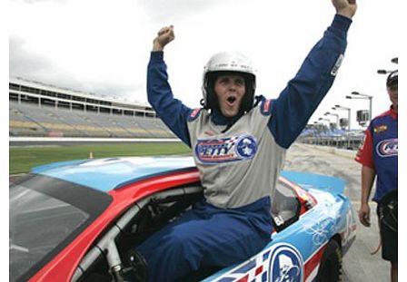 Richard Petty Driving - Intro Ever wonder how it feels to be a racing driver? Then strap in and brace yourself for a heart-pounding real life adventure in a hands-on fast action high-speed 600hp NASCAR V-8 racing stock car! Richard Petty Driving - Fu