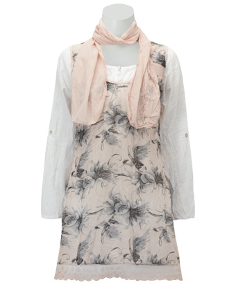 Unbranded Romantic Rialto Blouse