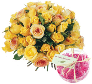 Roses and soap flakes yellow 35 roses