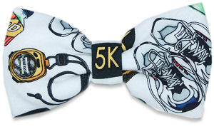 Fans of fitness and running will love this sporty pre-tied bow tie featuring trainers, stop watches 