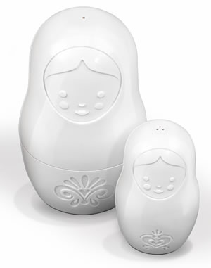 Unbranded Russian Doll Salt and Pepper Shakers