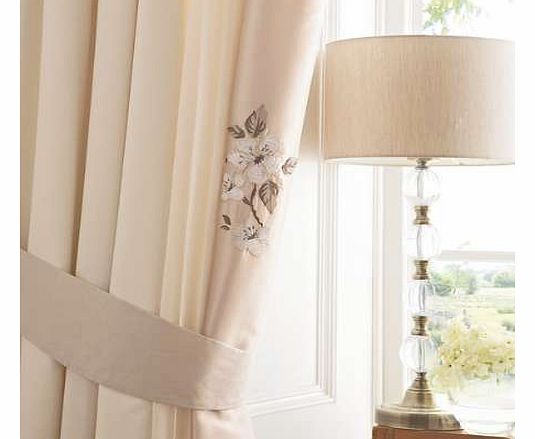 Designed exclusively for us is the pretty Samoa curtains, making it even more special. Subtle tones with embroidery and appliqué adorn them. Suited to almost any style of bedroom decor. A classic design that will not age, and will keep your bedroom 