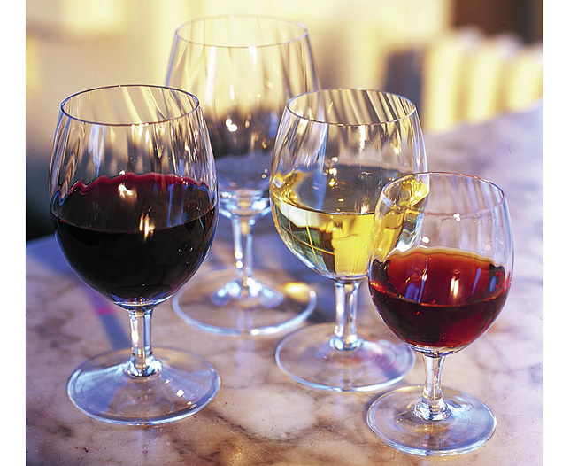 Unbranded Set of Six White Wine Glasses