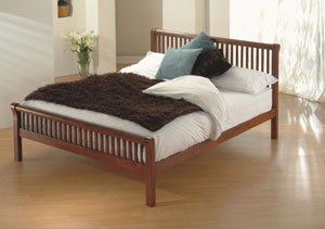 Silentnight- Elise- 4FT 6 Double Wooden Bedstead