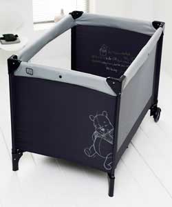 Suitable from birth to 15kg.Polyester cover, mesh panels and base.Complete with mattress/playmat.Siz