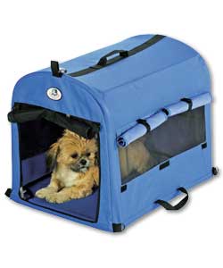 Made from tough blue wipe clean nylon, this pet home keeps your pet secure whilst travelling or at