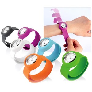 Unbranded SNAP/SLAP ON SILICONE POP WATCH - FUNKY NEW