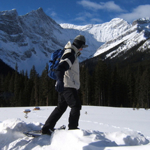 Unbranded Snowshoeing at Paint Pots - Adult