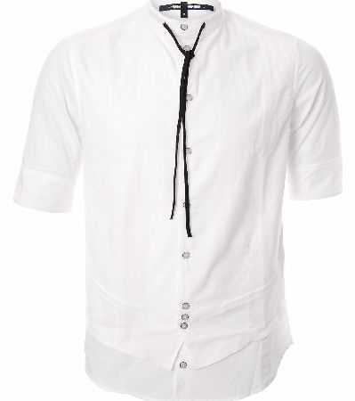 Sons of Heroes Ronnie Shirt is a double front style top that gives the illusion of a shirt and waistcoat. The double front design also has a grandad button-up collar and features a small lace-up neck tie which runs through the seam of the neckline. 