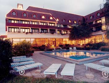 Unbranded Sopron, Sopron