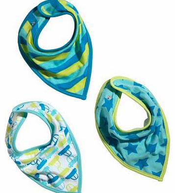 Pack of 3 star. stripe and car bandana fashion styled bibs. Composition: 100% cotton. Lining 68% cotton. 32% polyester. Machine washable at 40?C. EAN: 1706987.