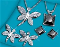 2 CZ in top wing and pave set CZ in lower wing. Length of chain 46cm (18&quote;). For pierced ears