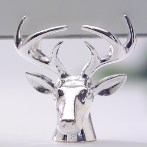 Sterling Silver Plated Stag Place Card Settings. A beautiful wedding gift idea, anniversary