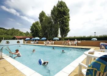 Unbranded Strawberry Champagne Holiday Park