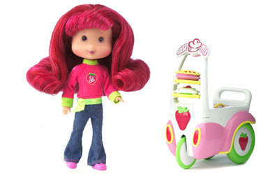 Strawberry Shortcake is a lovely scented doll! She loves helping out at the Fruity Fun Fair with her