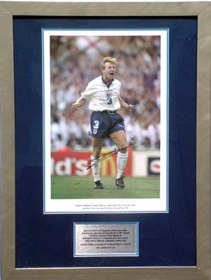 Unbranded Stuart Pearce signed and framed Euro 96 limited edition presentation