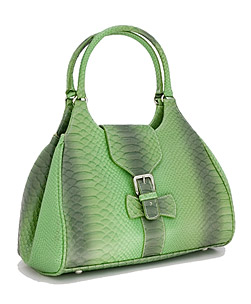 Yes I wrestled it to the ground and then shot it through the head with a pistol�� Walk on the wild