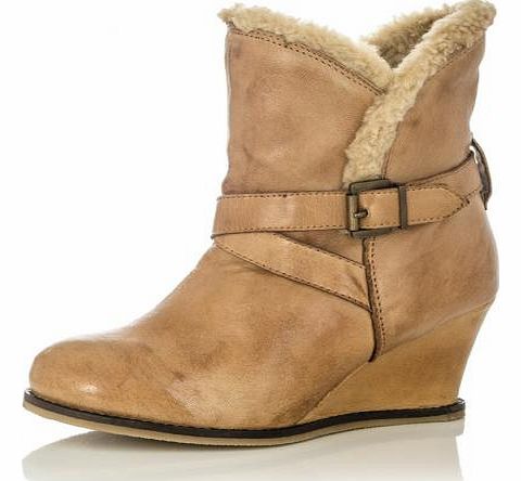 Unbranded Tan Leather Fur Lined Wedges