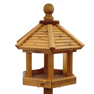 Let the birds in your garden dine in style with this handsome gazebo bird table from Tom Chambers. I